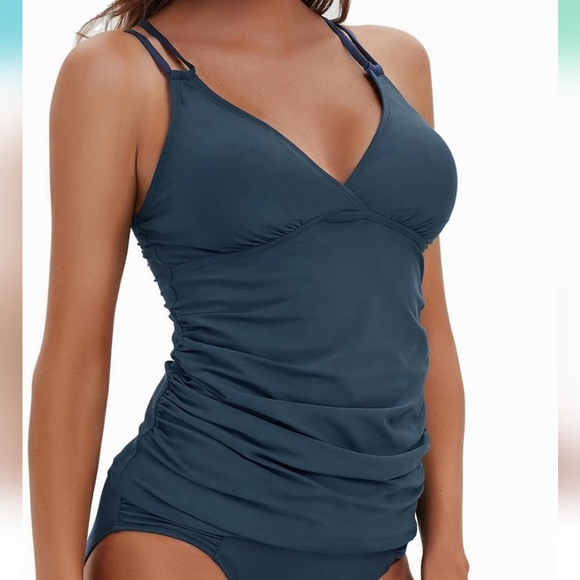 BNWT Sporty double strap tankini swimsuit tank top with bikini bottom si… - Picture 4 of 8